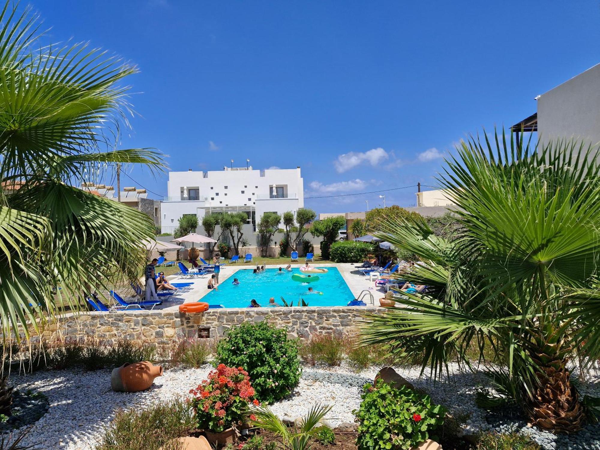 Goúrnes Creteco Hotel & Suites المظهر الخارجي الصورة