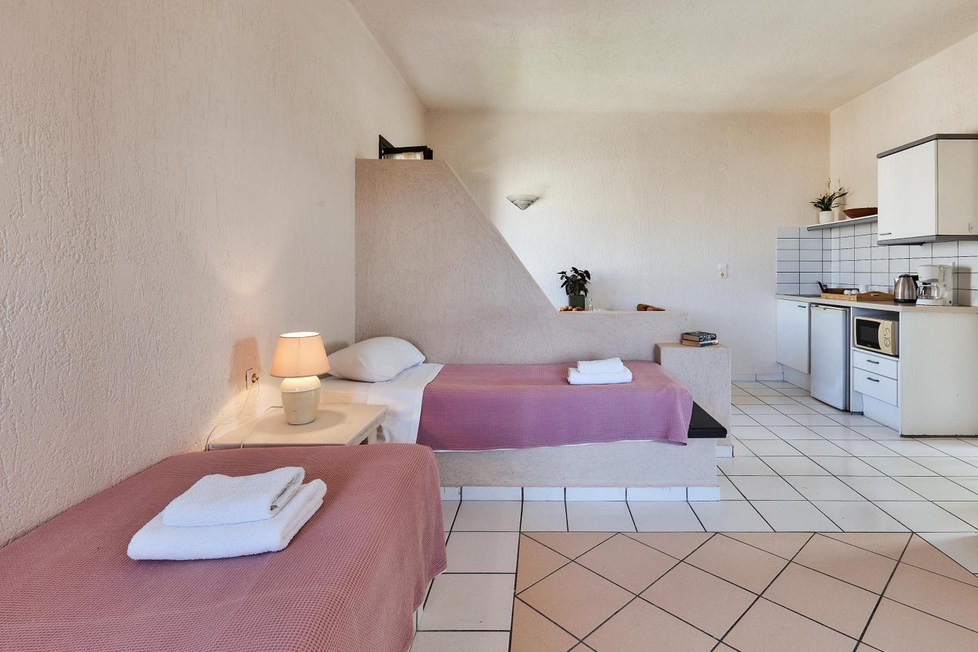 Goúrnes Creteco Hotel & Suites المظهر الخارجي الصورة