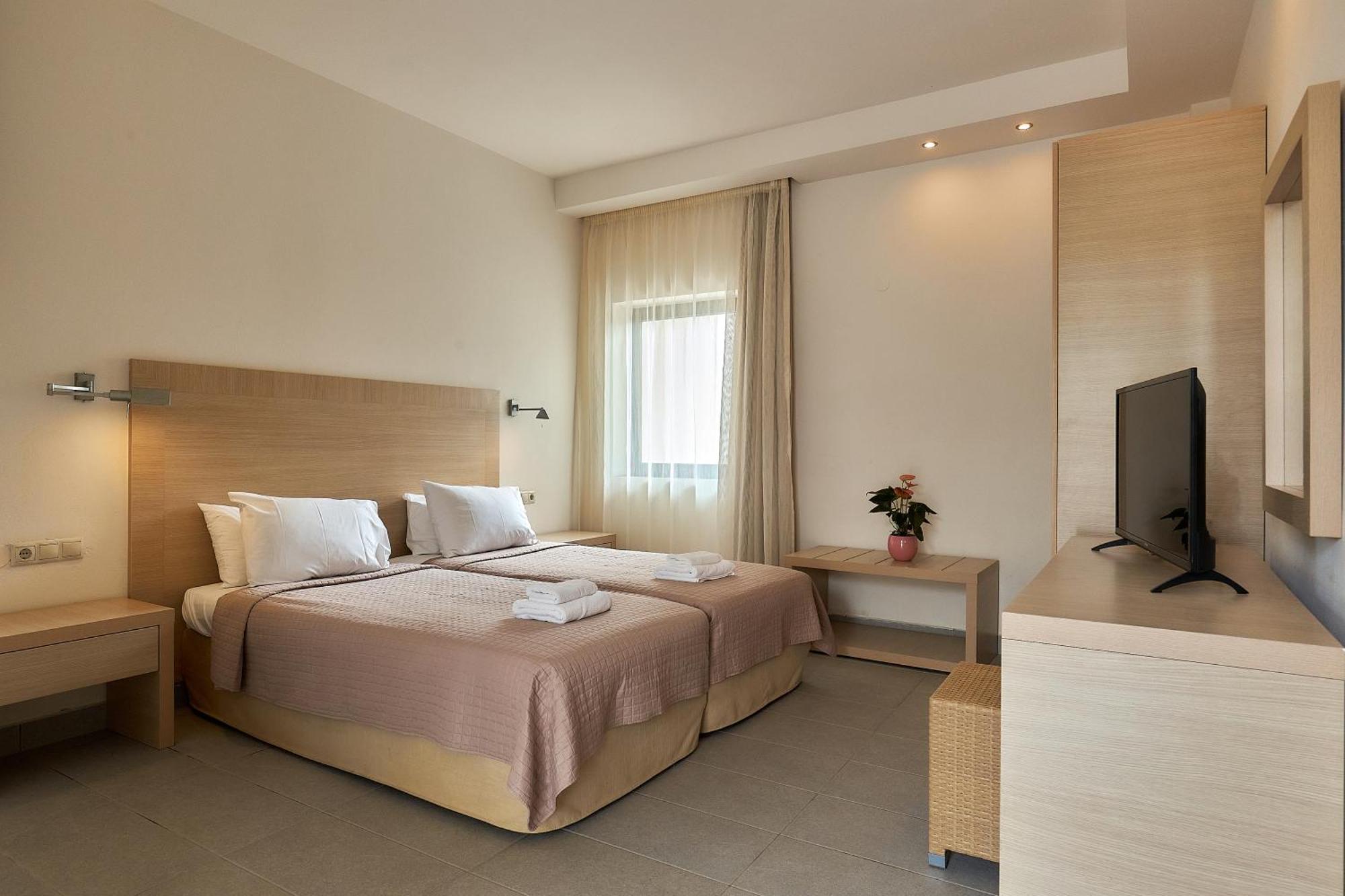 Goúrnes Creteco Hotel & Suites المظهر الخارجي الصورة