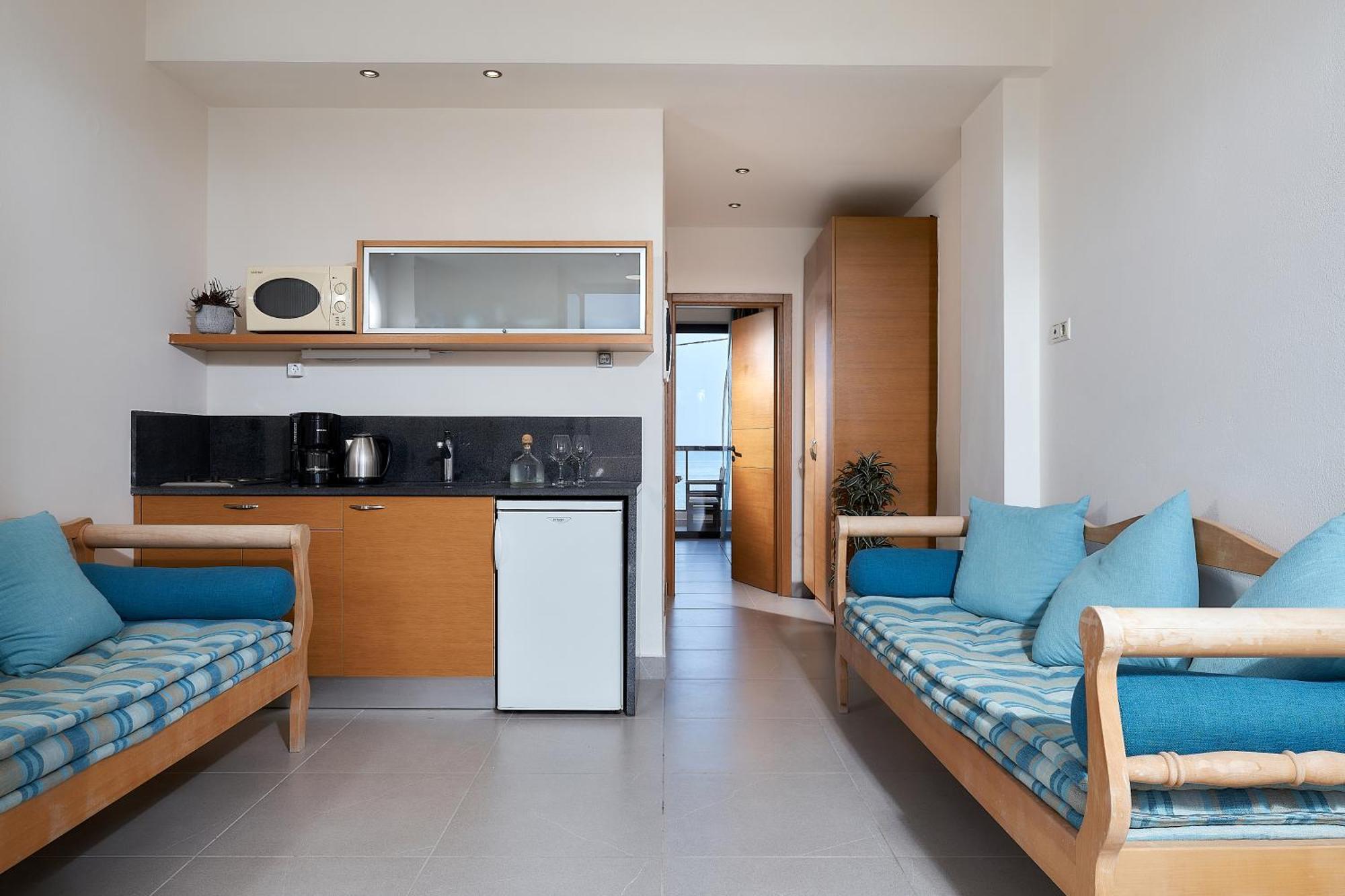 Goúrnes Creteco Hotel & Suites المظهر الخارجي الصورة