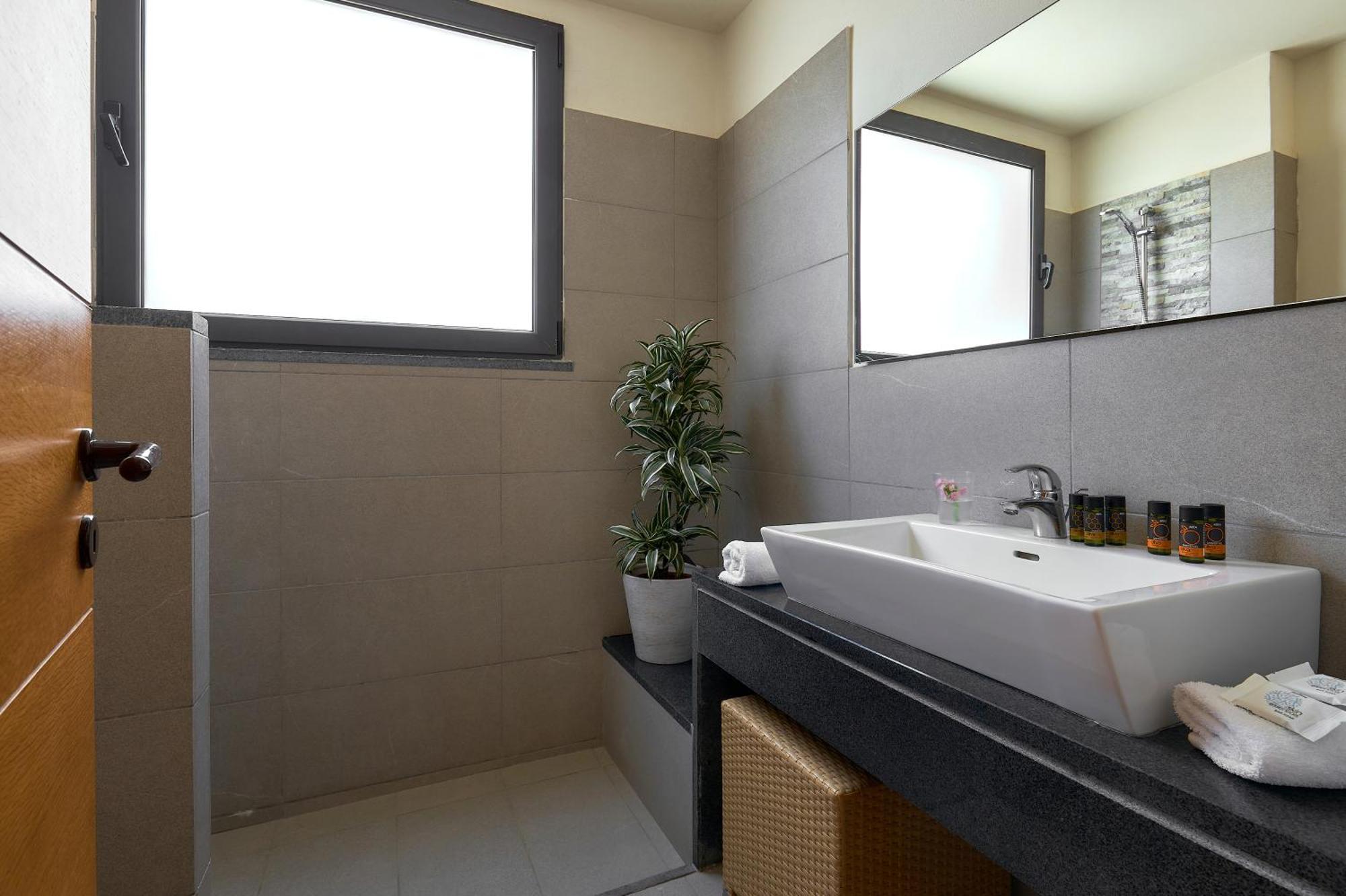 Goúrnes Creteco Hotel & Suites المظهر الخارجي الصورة