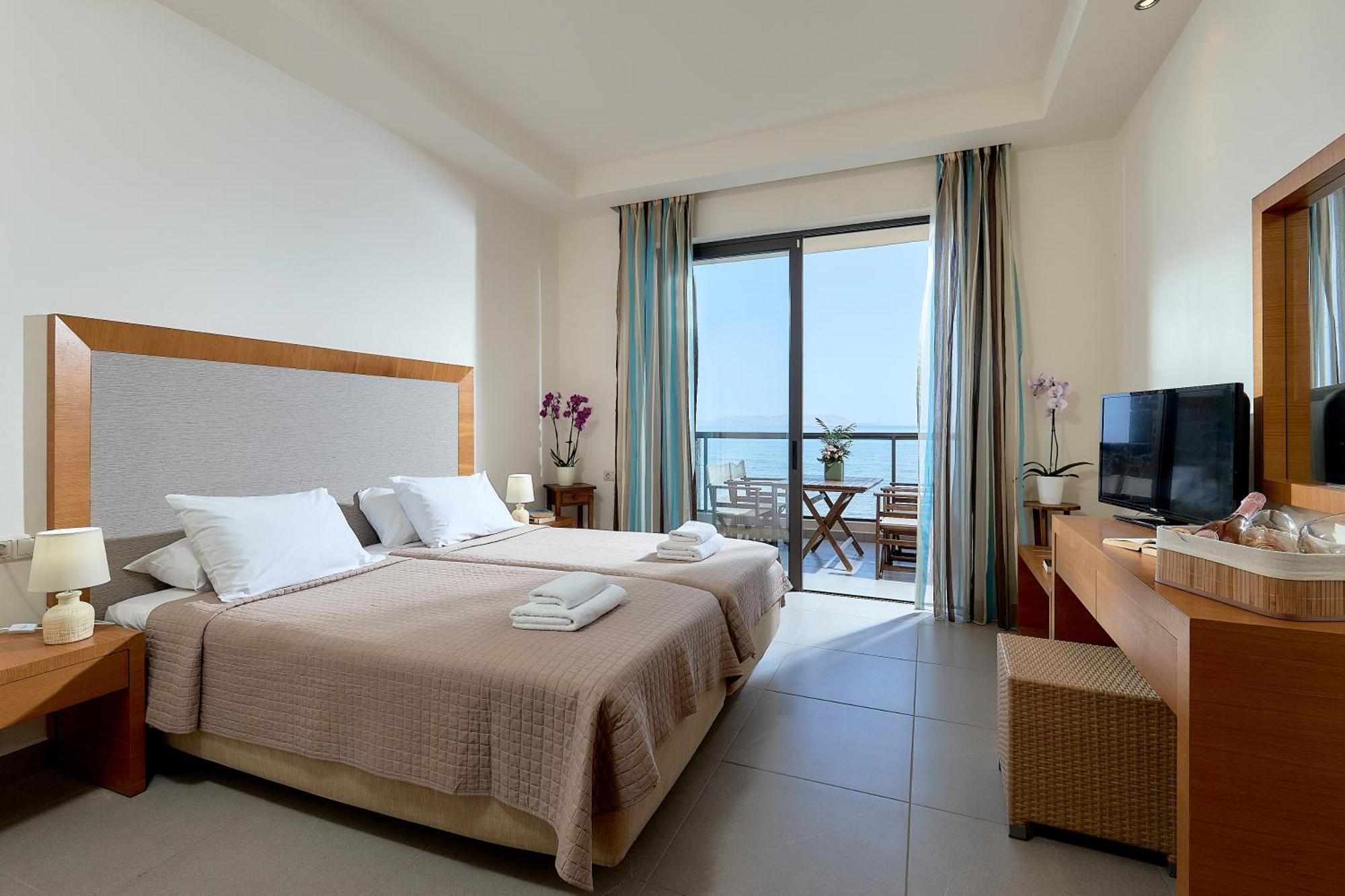 Goúrnes Creteco Hotel & Suites المظهر الخارجي الصورة