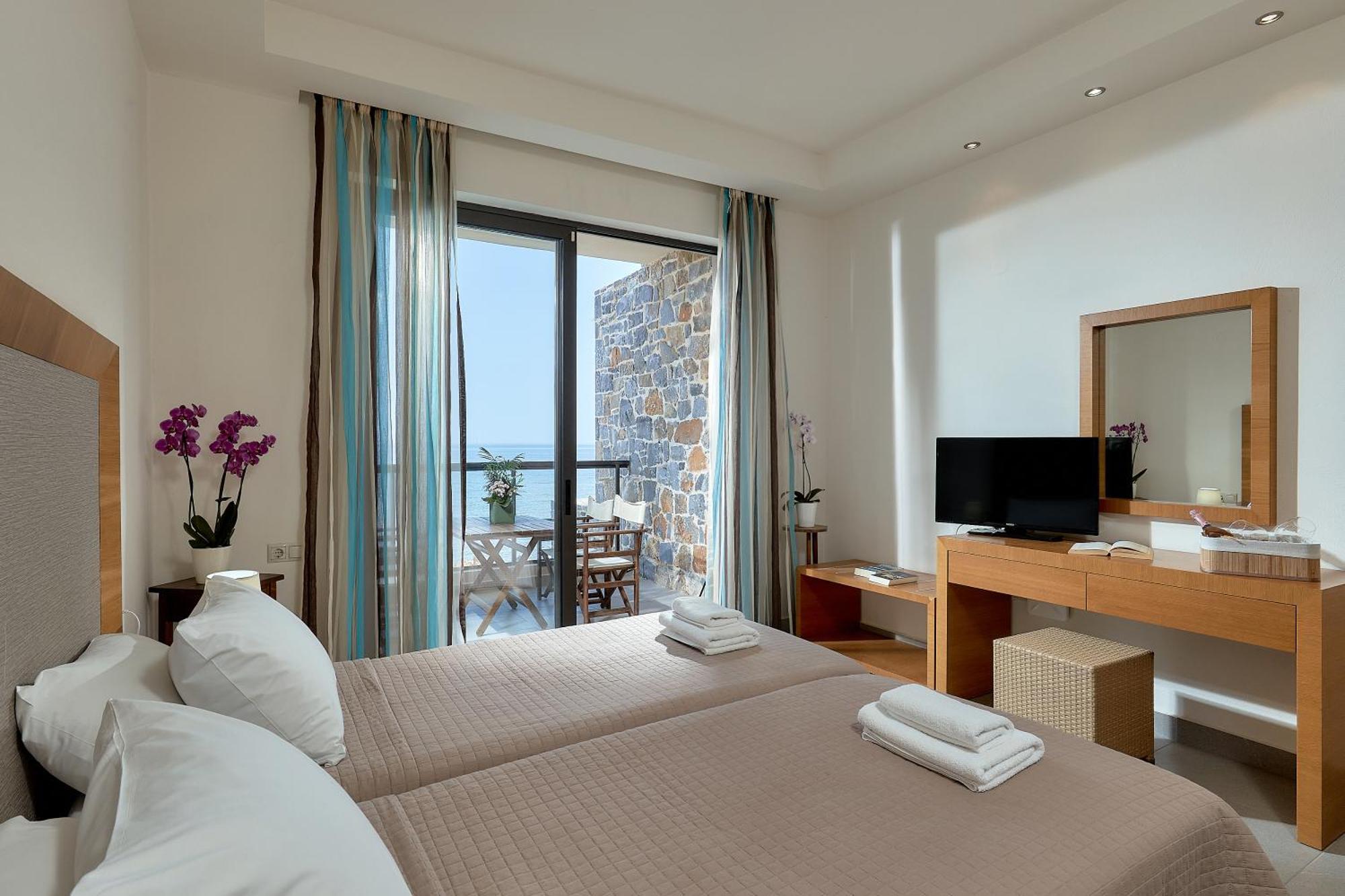 Goúrnes Creteco Hotel & Suites المظهر الخارجي الصورة